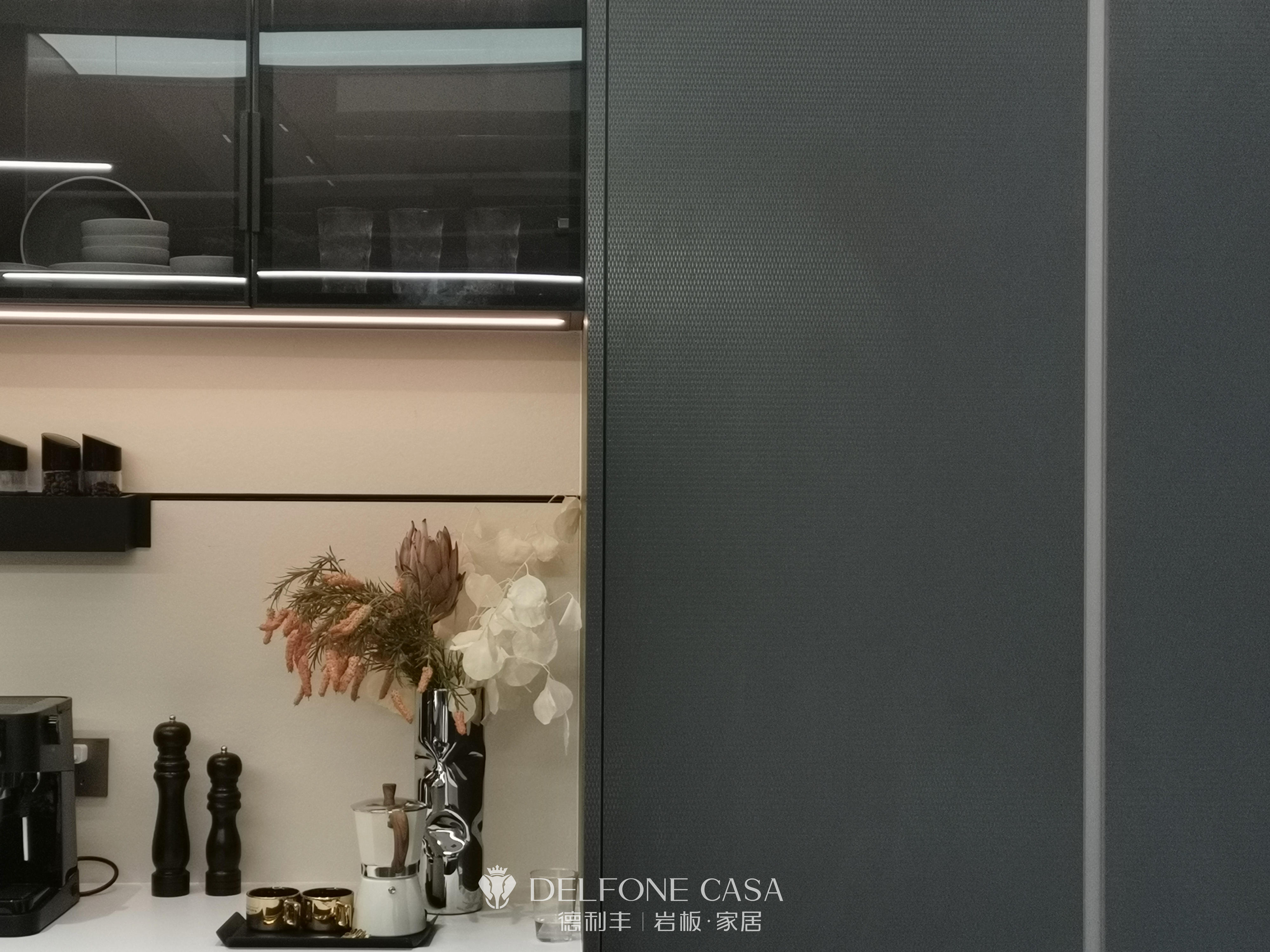 新店速遞 | 德利豐廣州巖板展館，打造輕奢大氣的質(zhì)感家居(圖3)