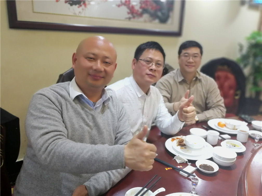 從初見(jiàn)到簽約僅一天，德利豐家居成功牽手重慶