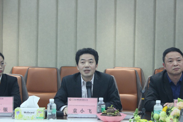 融創(chuàng)集團(tuán)領(lǐng)導(dǎo)一行到金牌企業(yè)參觀考察，共謀合(圖11)
